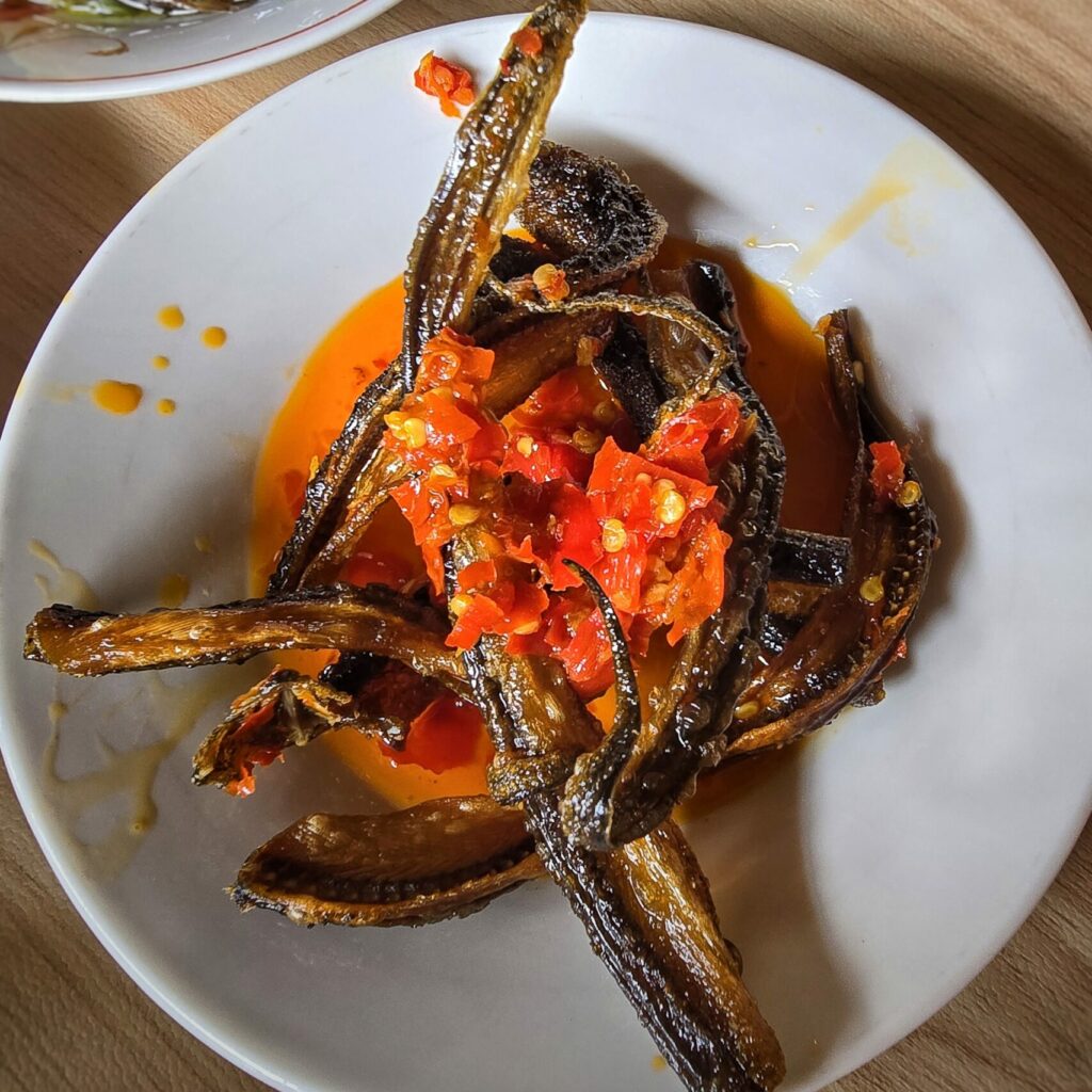 chipsy z małych węży